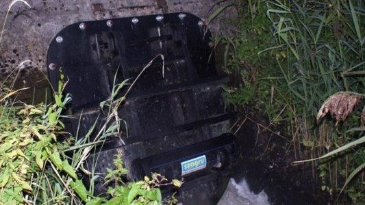 Smród ciągnął się za cysterną