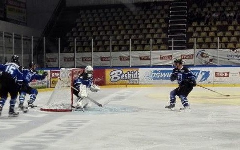 Piłkarski wynik w meczu Unii