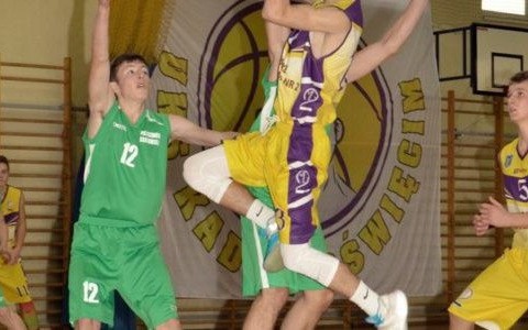 Kadet wygrał z Koroną