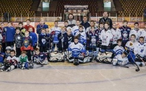 UKH Unia zaprasza na Hokejowe Ferie