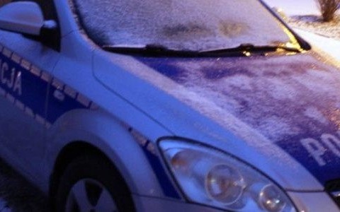 Piesza potrącona w Chełmku. Droga jest zamknięta