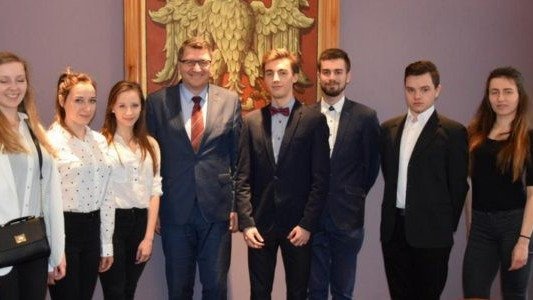 Nagrodzili tancerzy z formacji Efekt