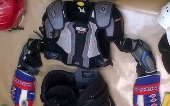 Kup, sprzedaj lub wymień sprzęt hokejowy