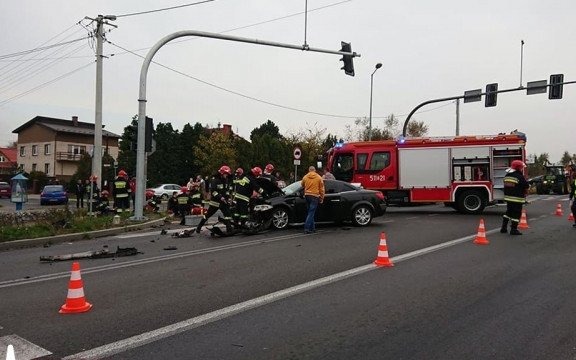 Zderzenia w Bulowicach i Chełmku. Są utrudnienia – FOTO