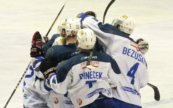 Zgarnij bilet na mecz i kubek Unii – wyniki