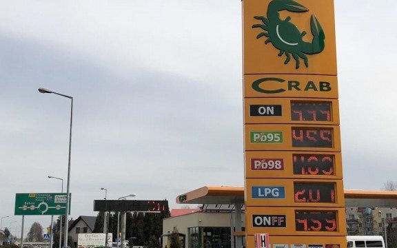 Zatankował i odjechał