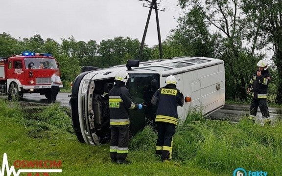 Jest ślisko. Na drogach kraksa za kraksą – FOTO