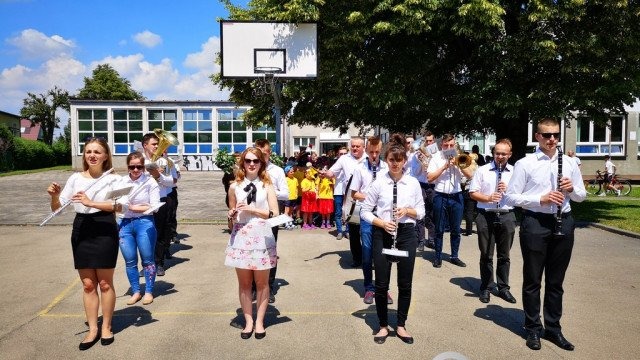 50 lat Szkoły Podstawowej w Brzezince – FOTO
