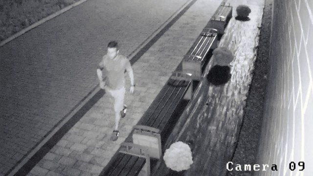 Policja szuka wandala. Ktoś go rozpoznaje? – FILM