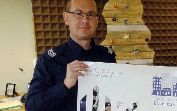 Dzielnicowy uratował życie 68-latce