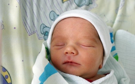 Witamy szóstkę noworodków – FOTO