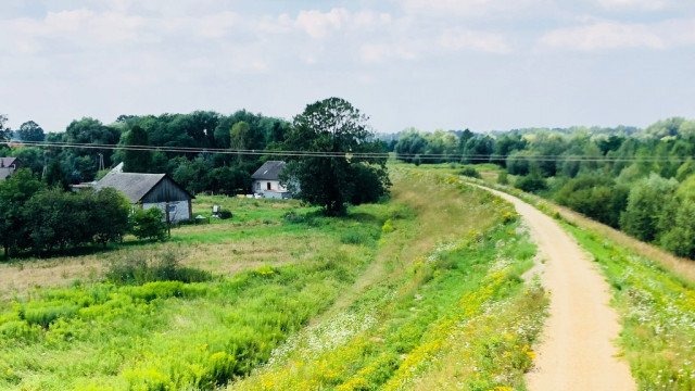 Ciepły, wietrzny piątek