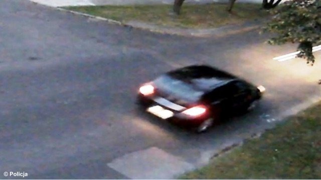 Policjanci poszukują uczestniczki kolizji – FOTO