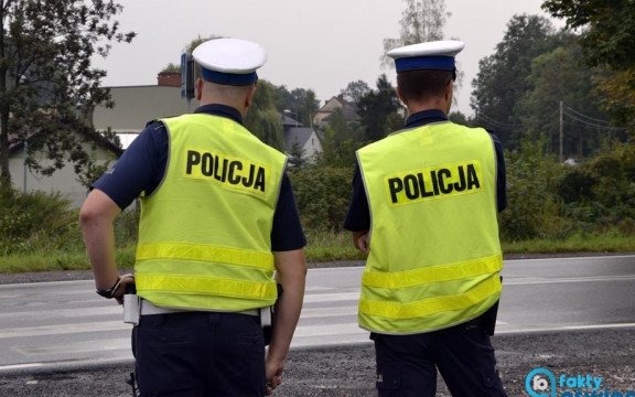 Piją alkohol i wsiadają za kierownicę