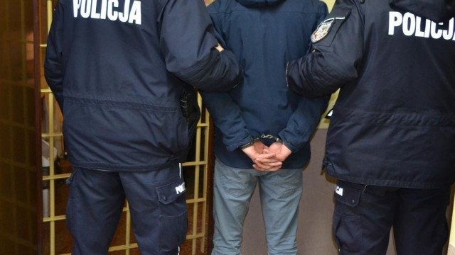 Kolumbijczyk odpowie za przestępstwa narkotykowe