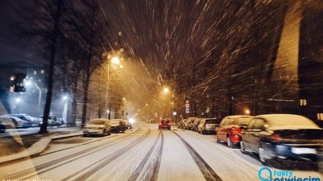 Jest ślisko, ale kierowcy zachowują rozsądek – FILM, AKTUALIZACJA