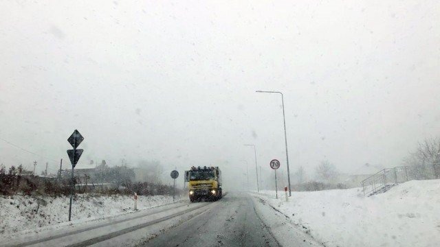 Fatalne warunki na drogach – FILM, FOTO
