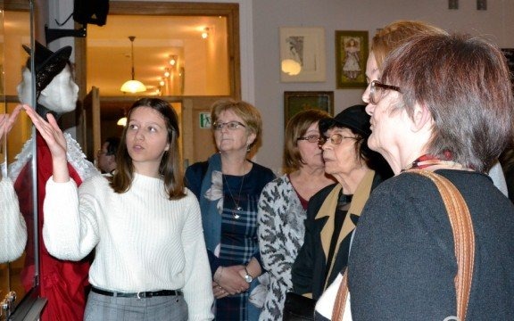 Stulecie kobiet oczami nastolatek – FOTO