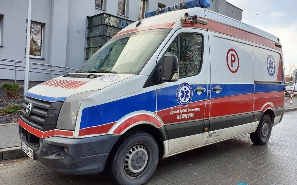 Wypadek w Brzeszczach. Droga nieprzejezdna