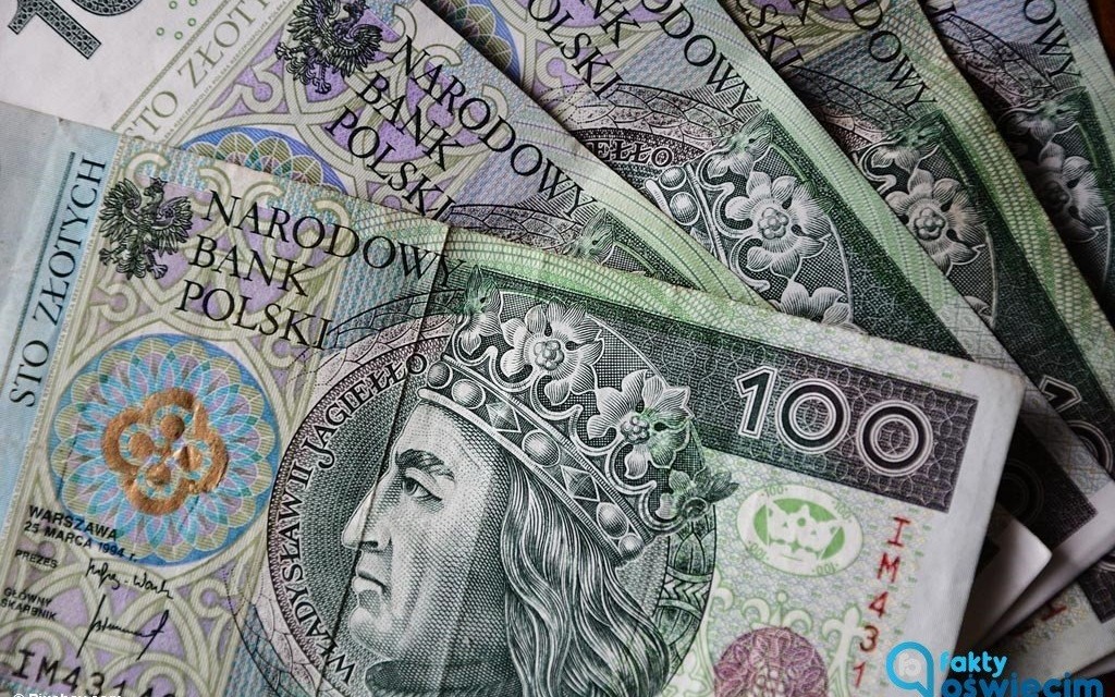 Trzynasta emerytura dociera już do emerytów