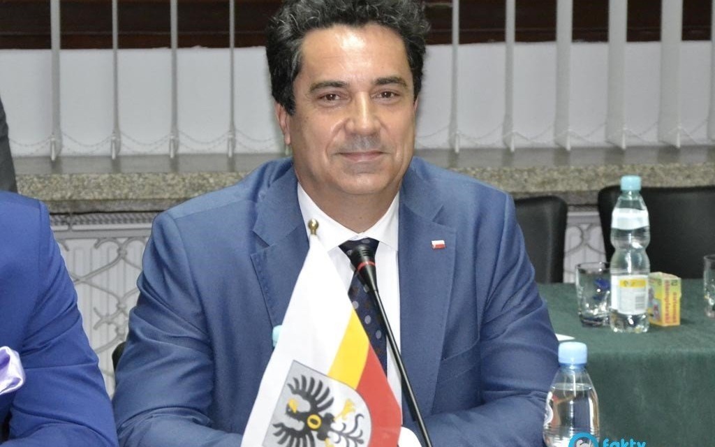 Opozycja szuka starosty