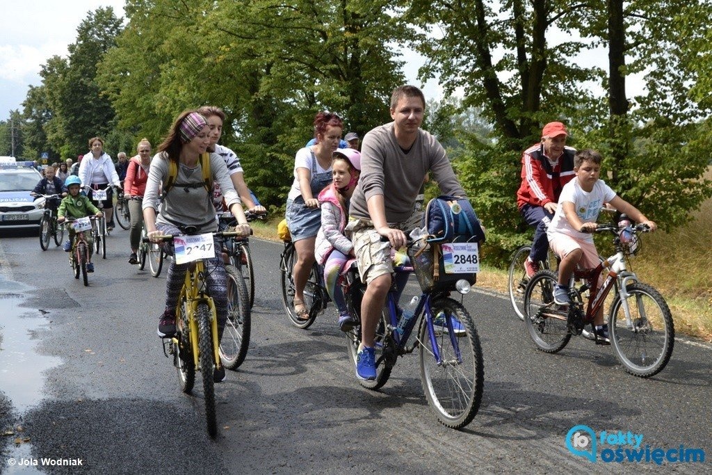 Trzystu rowerzystów na trzech trasach – FILM, FOTO