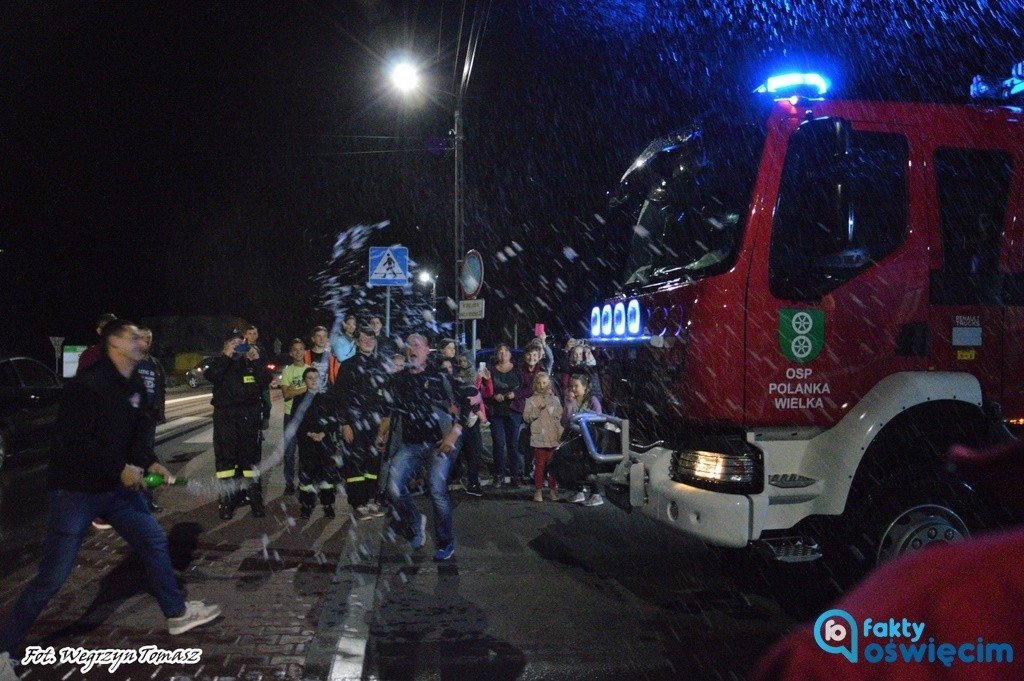 Nowy wóz strażacki i odznaczenia w Polance Wielkiej – FILM, FOTO