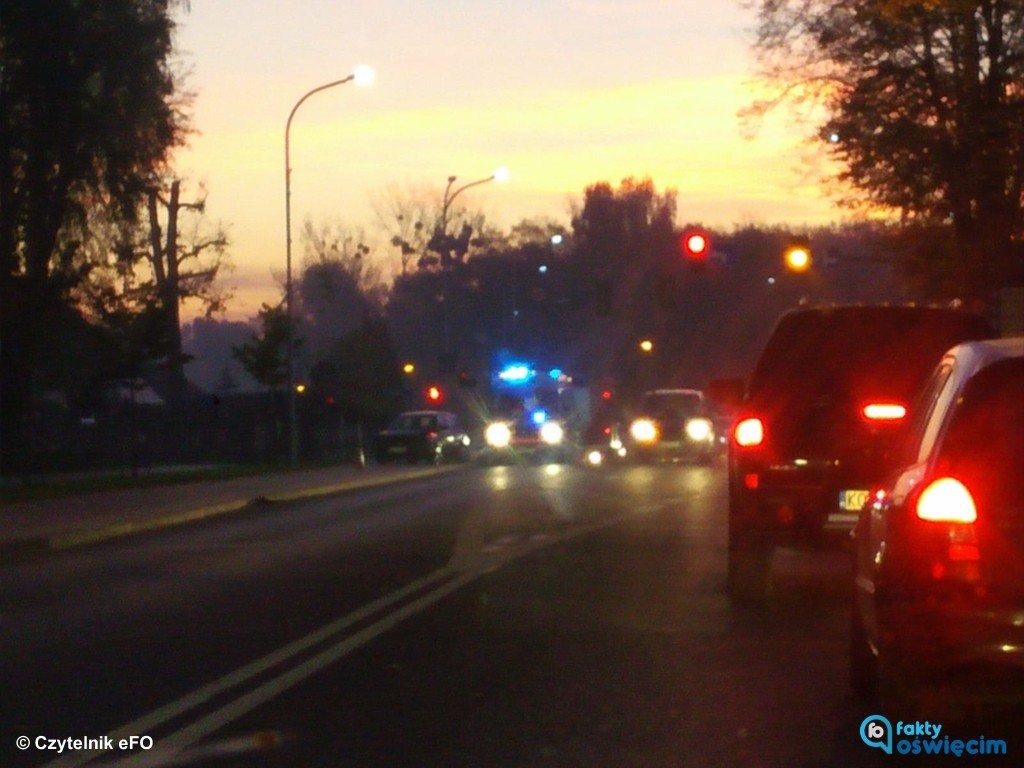 Poranne zderzenie. Trzy osoby w szpitalu