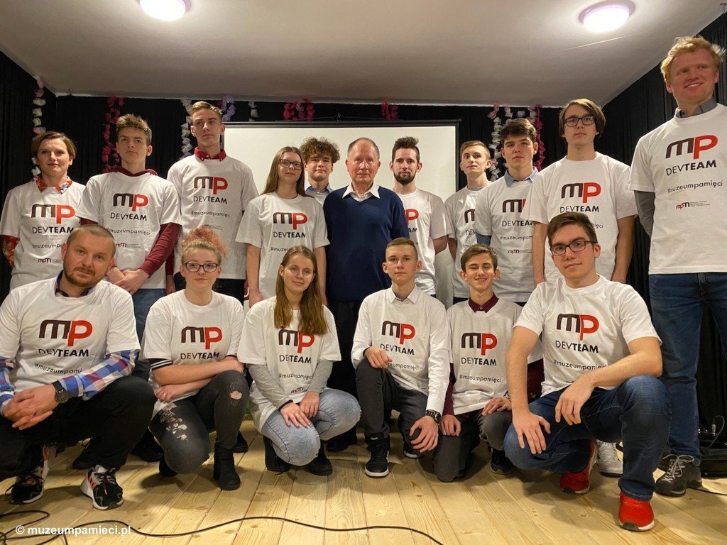 Aplikacja Miejsca Pamięci. Stworzyła ją młodzież – FOTO