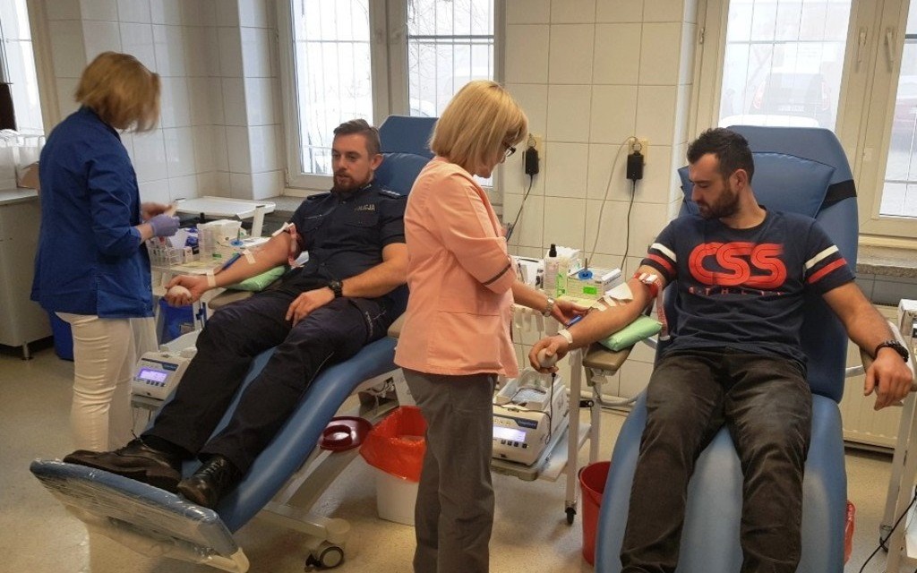 Kolejny raz polała się policyjna krew – FOTO