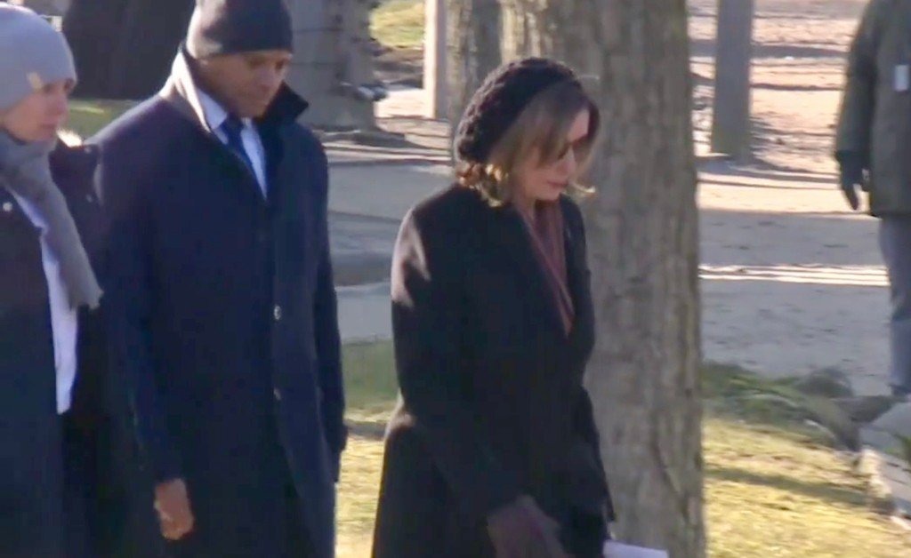 Przewodnicząca Izby Reprezentantów USA w Muzeum Auschwitz-Birkenau – FILM