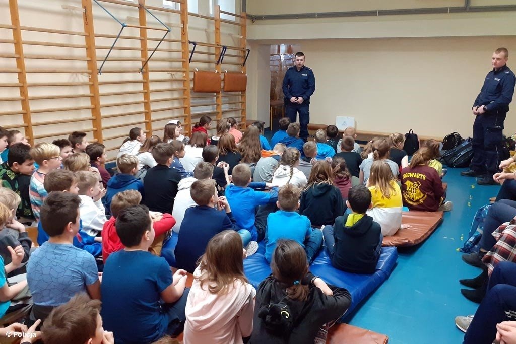 W podstawówkach o bezpieczeństwie w Internecie