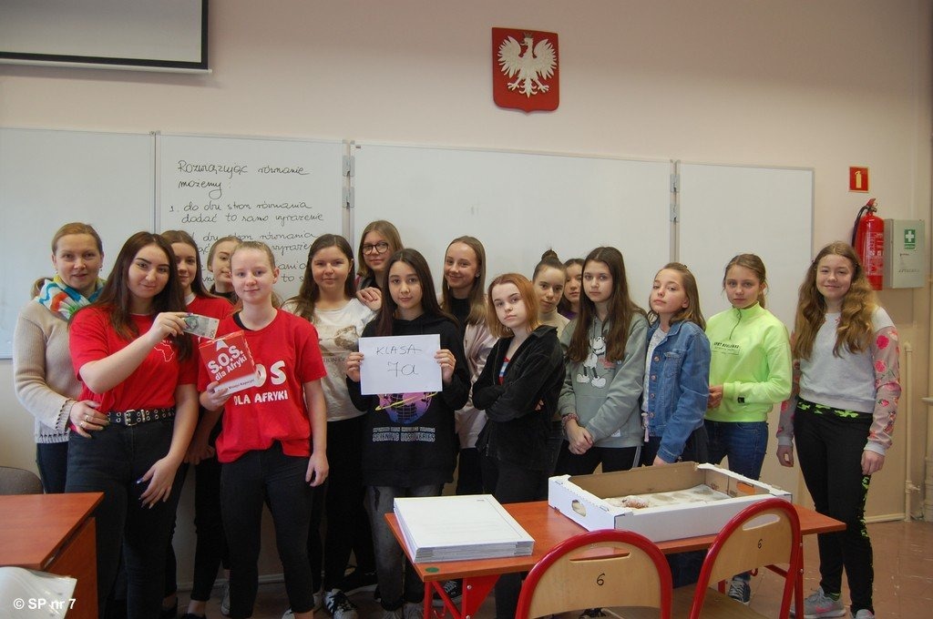 Siódemka wysłała pączki do Afryki, siódmy raz – FOTO