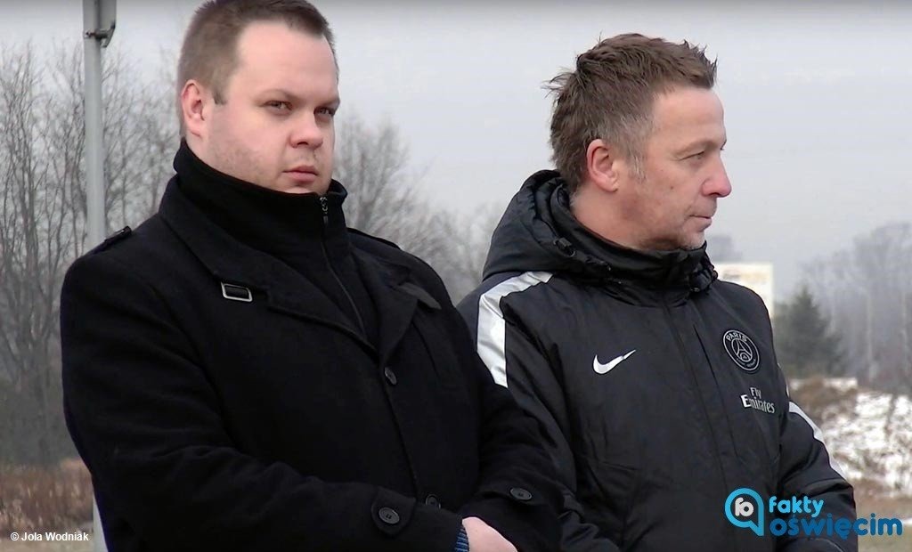 Radni PiS atakują Janusza Chwieruta w interesie biznesmenów