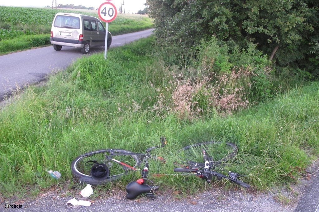 Zajechał drogę rowerzyście – FOTO