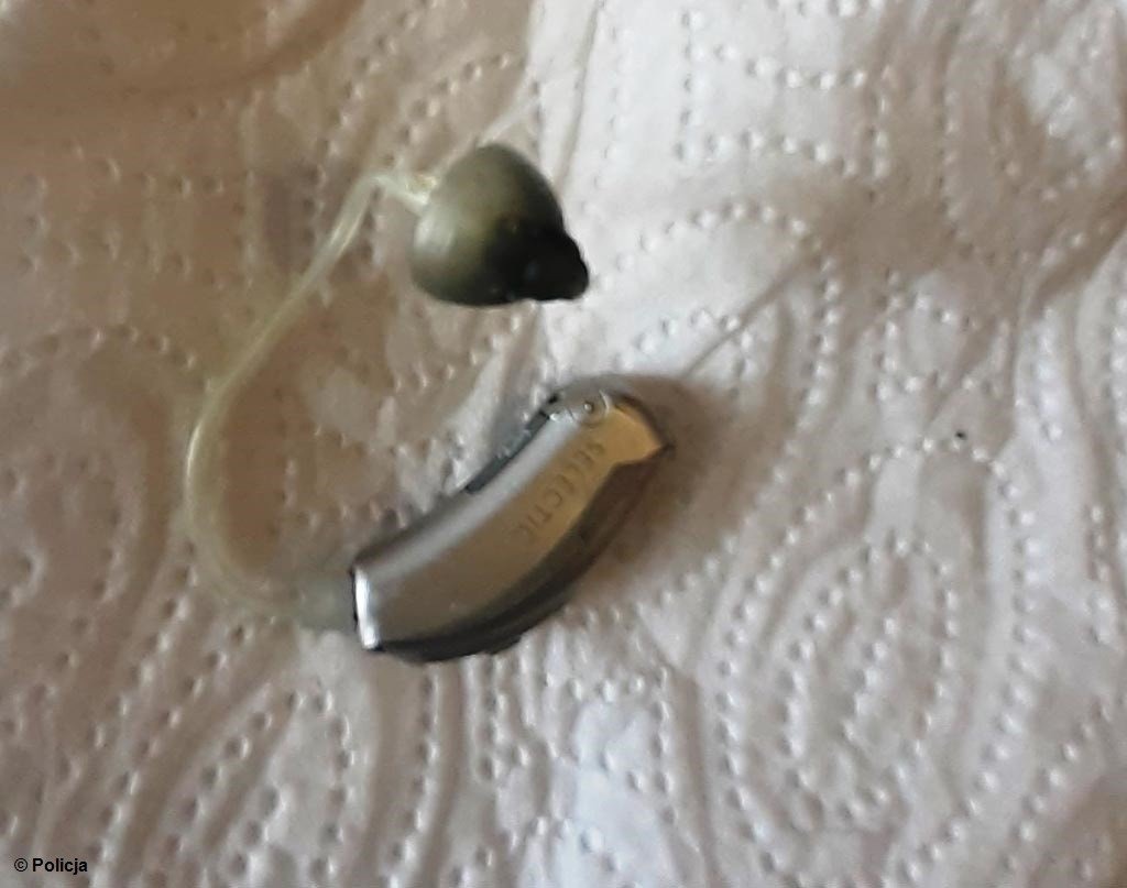 Kto zgubił aparat słuchowy?