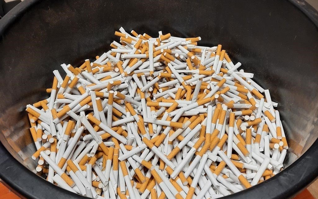 Domowy monopol tytoniowy – FOTO