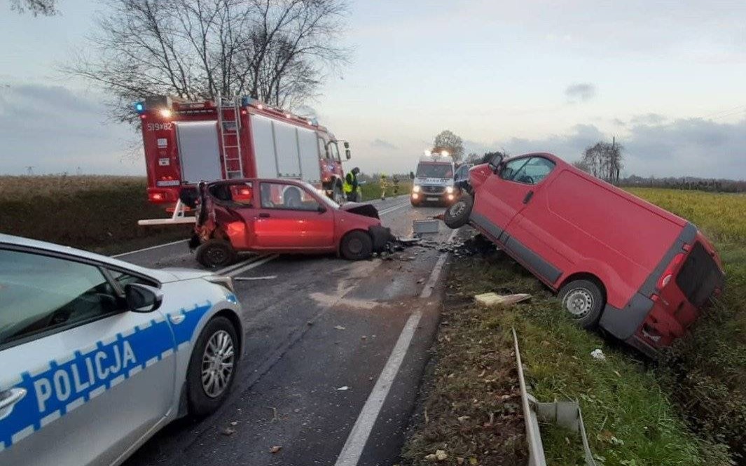 Krajówka zablokowana po karambolu – FOTO