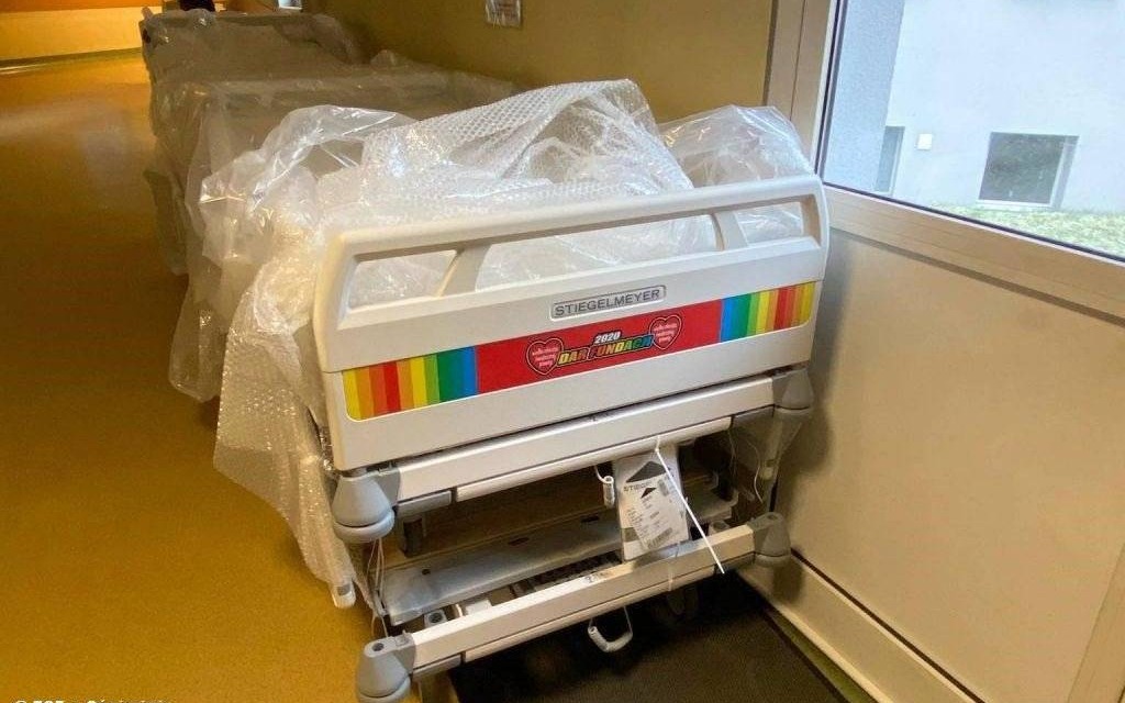 WOŚP przysłała łóżka do szpitala w Oświęcimiu – FOTO