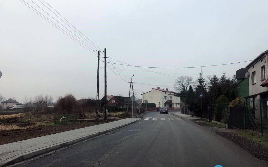 Obwodnica w Kętach, chodnik w Babicach – FOTO