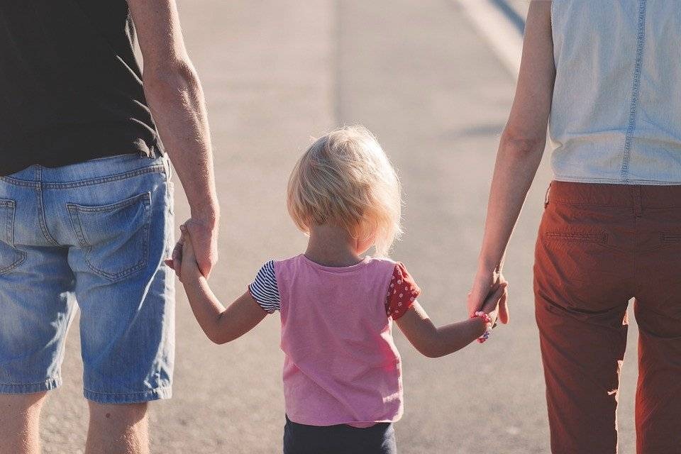 Zasiłek opiekuńczy na kolejne dwa tygodnie