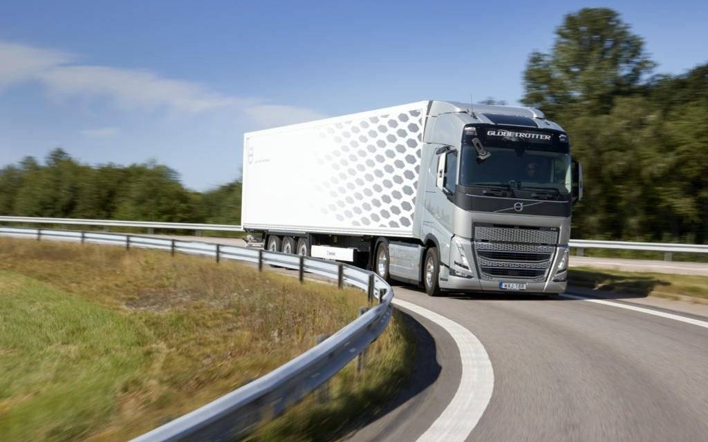 PKO Leasing: polski rynek przewozów międzynarodowych sceptyczny wobec Pakietu Mobilności