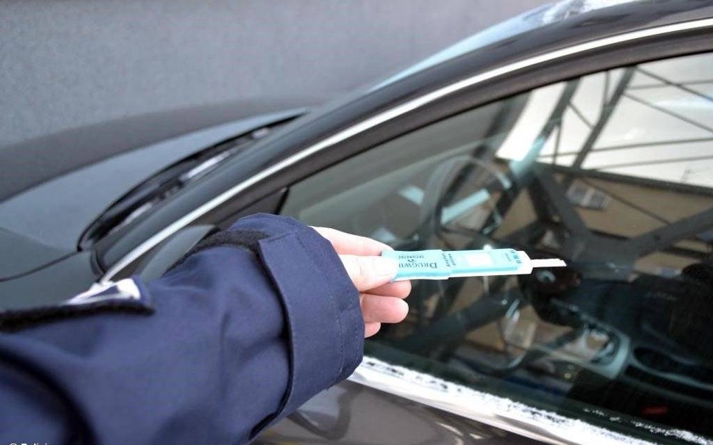 Jechał po narkotykach. Wpadł przez pasy