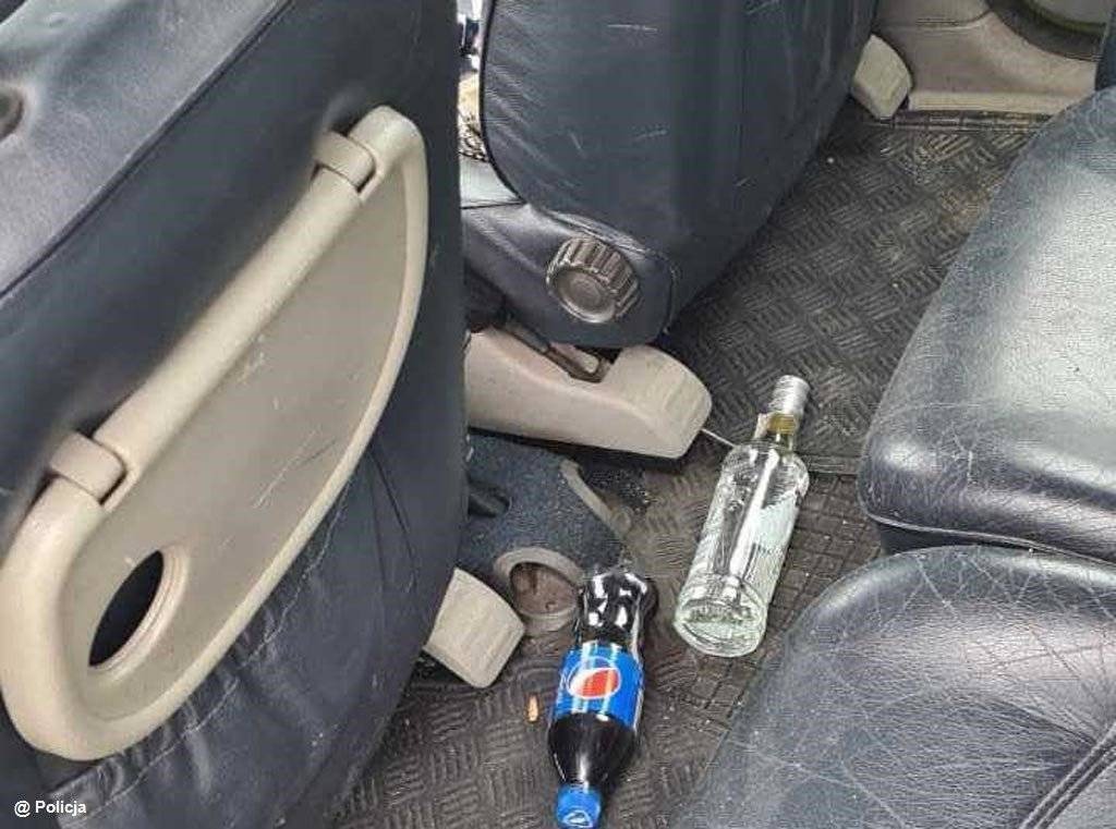 Mieli ponad 3 i ponad 1,5 promila alkoholu. Prowadzili samochody – FOTO