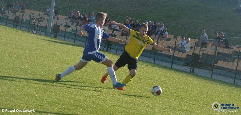 Remis Brzeziny z MKS