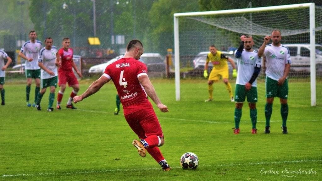 Zwycięstwo TS Hejnału po dobrej grze
