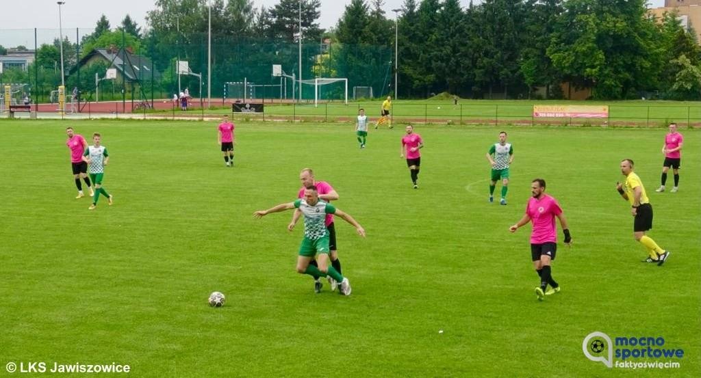 LKS Jawiszowice przegrał u siebie z Orłem – FOTO