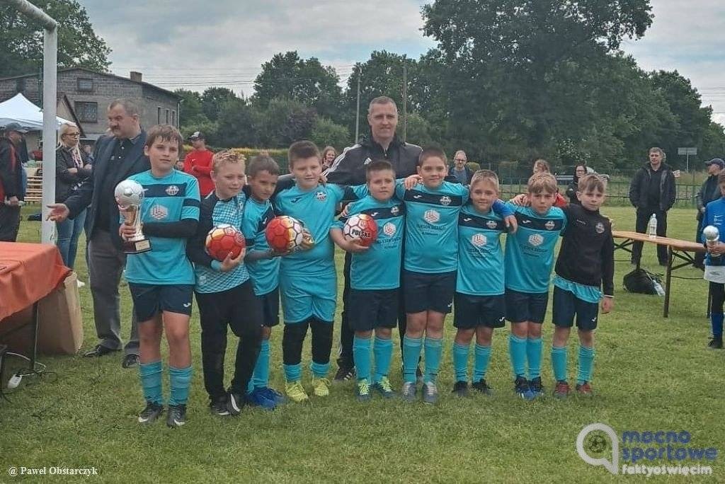 Orliki dziewięciu klubów zagrały w turnieju w Skidziniu