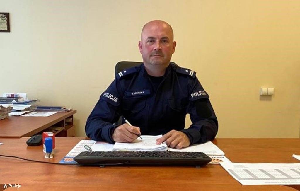 O włos od tragedii w Kętach. Policjant uratował człowieka