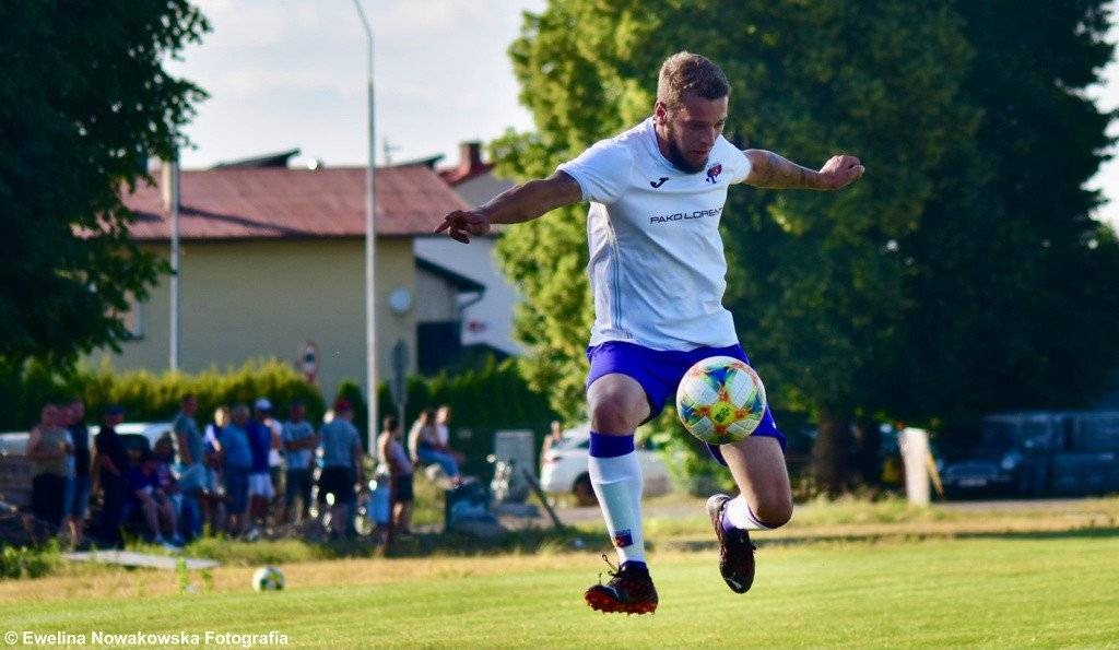 TS Hejnał przegrał z Victorią – FOTO